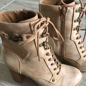 Guess Excellent condition heels boots size 6 ½.
